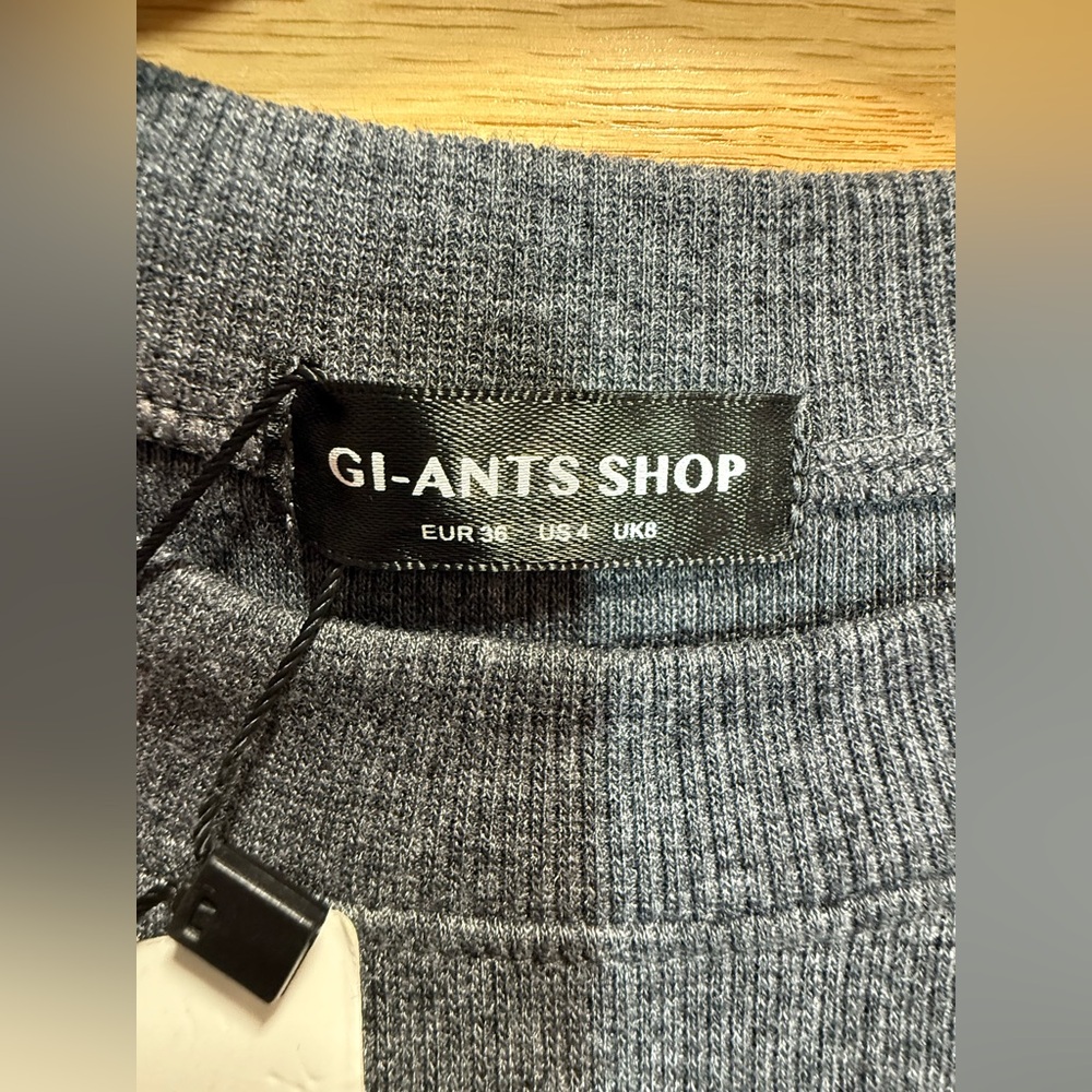 GI-ANTS SHOP Gray Ribbed Knit Midi Dress Short Sleeve Bodycon Size US 4 NWT - Picture 5 of 7